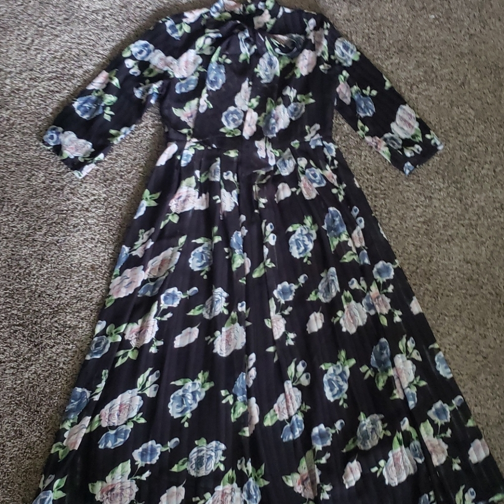 Floral midi Dainty jewells dress